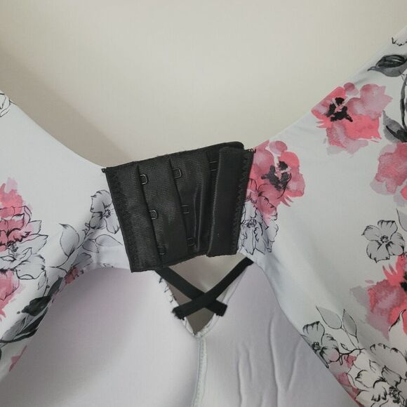 Torrid Dream Wire-Free Boost Push-Up Bra in Frida Floral Pearl Blue Size 42D - Picture 11 of 12